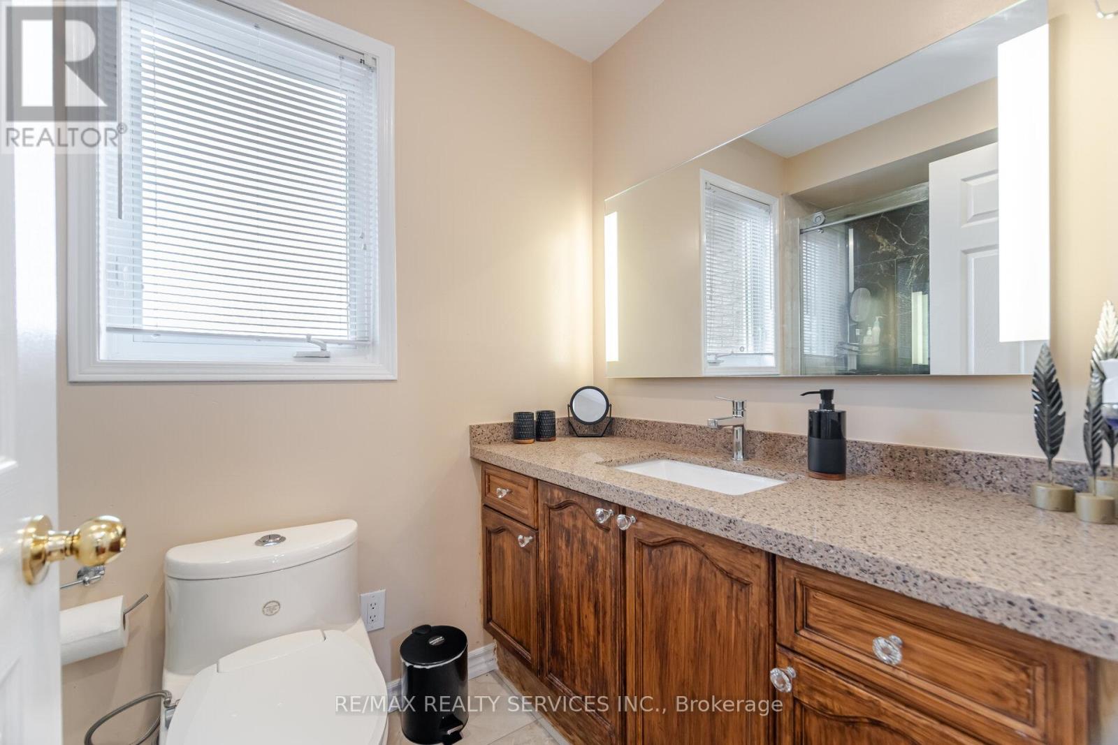 23 Fenwick Place, Hamilton, Ontario  L8B 0P5 - Photo 35 - X12208923
