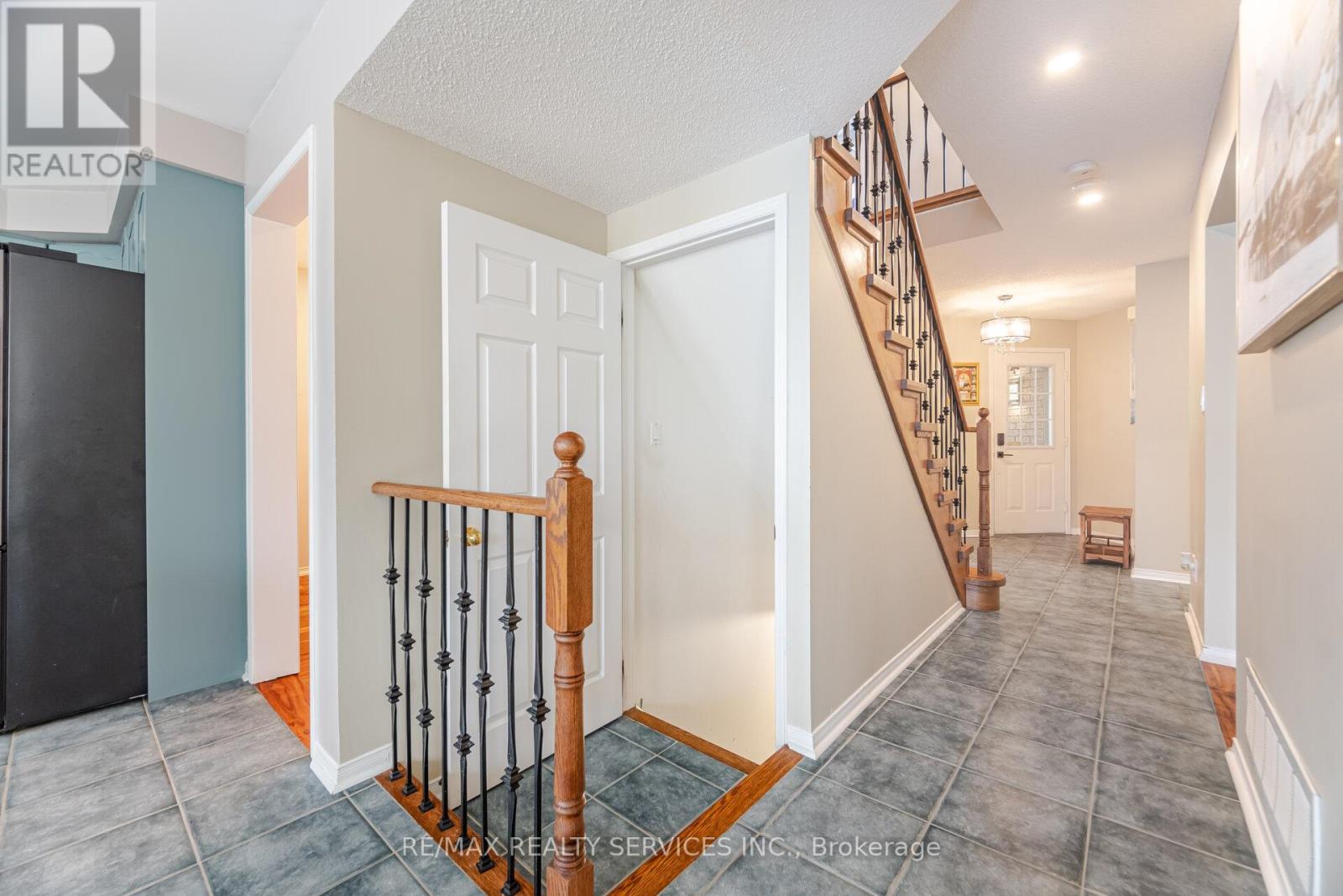 23 Fenwick Place, Hamilton, Ontario  L8B 0P5 - Photo 37 - X12208923