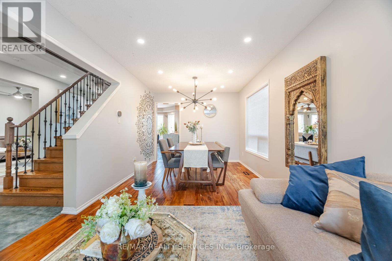 23 Fenwick Place, Hamilton, Ontario  L8B 0P5 - Photo 8 - X12208923