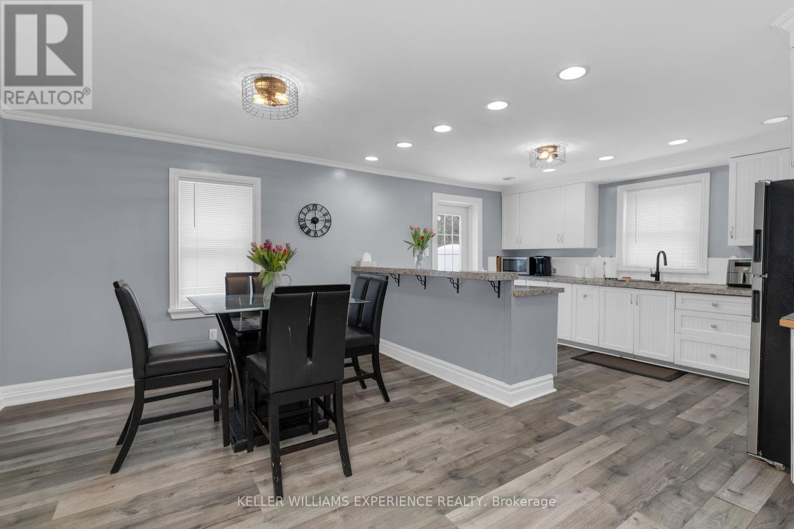 57 Woodward Street, Bracebridge, Ontario  P1L 1J8 - Photo 8 - X12208989