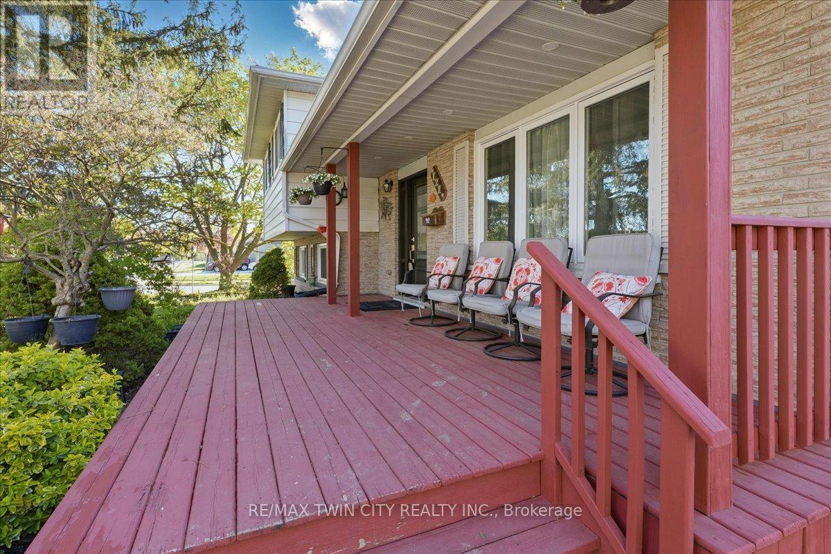 121 Melita Street, Ingersoll, Ontario  N5C 3T3 - Photo 11 - X12209125