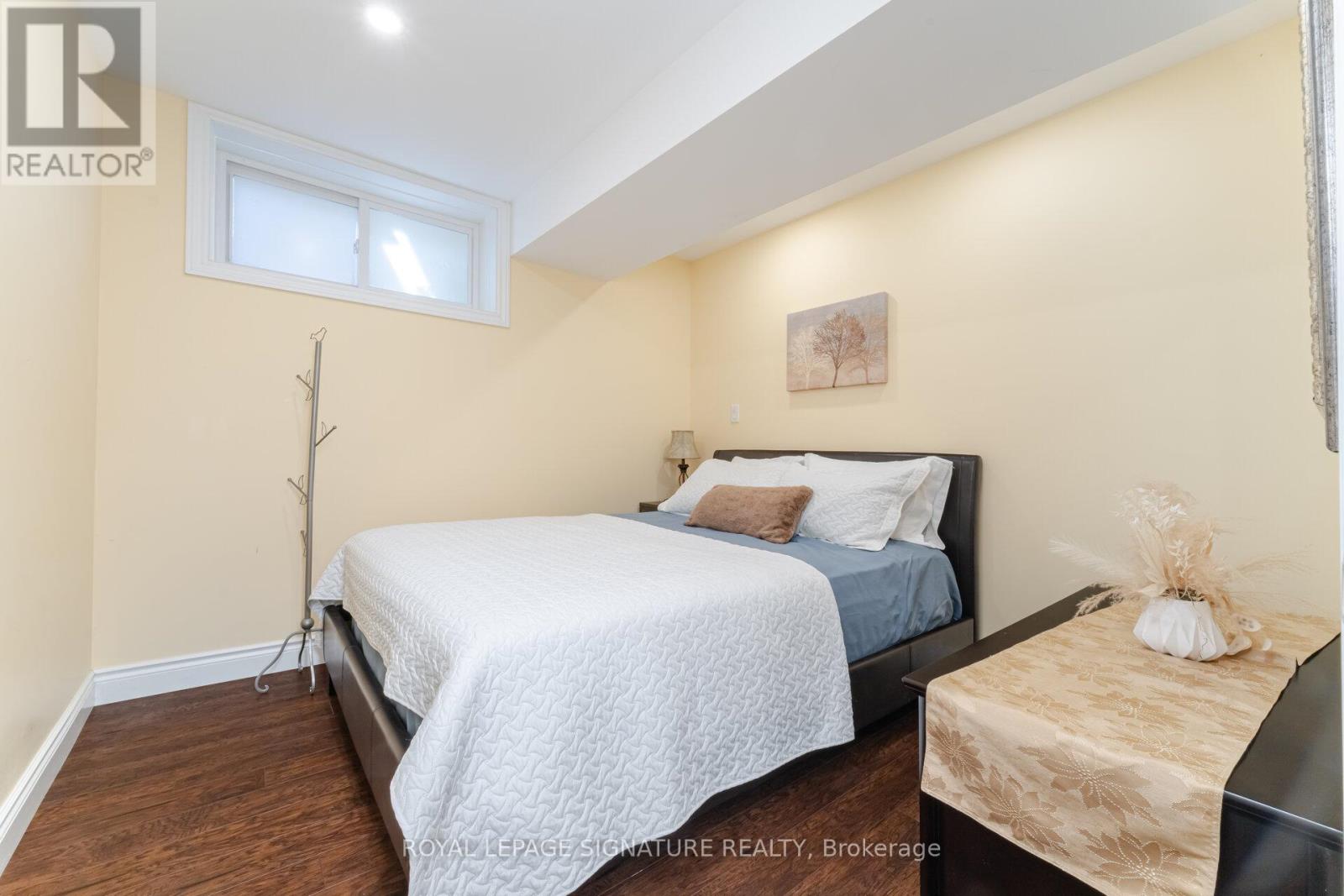64 Seabreeze Crescent, Hamilton, Ontario  L8E 5C9 - Photo 42 - X12209130