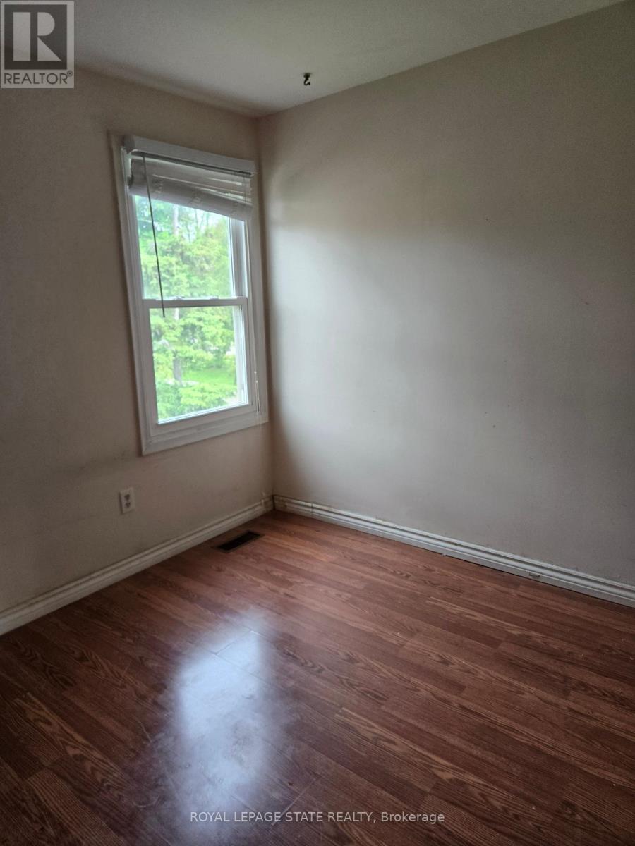 4 - 153 Limeridge Road W, Hamilton, Ontario  L9C 2V3 - Photo 8 - X12209138