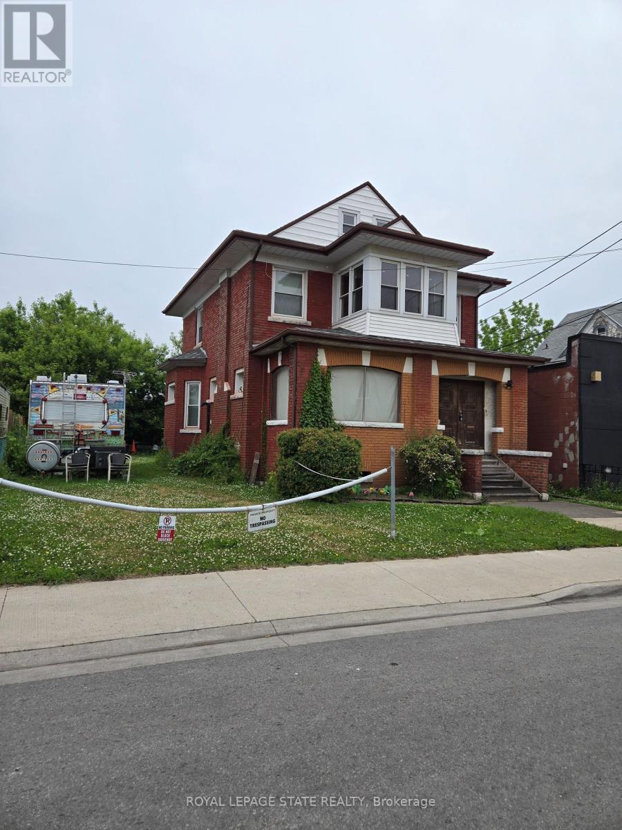 4689 Crysler Avenue, Niagara Falls, Ontario  L2E 3V7 - Photo 21 - X12209143