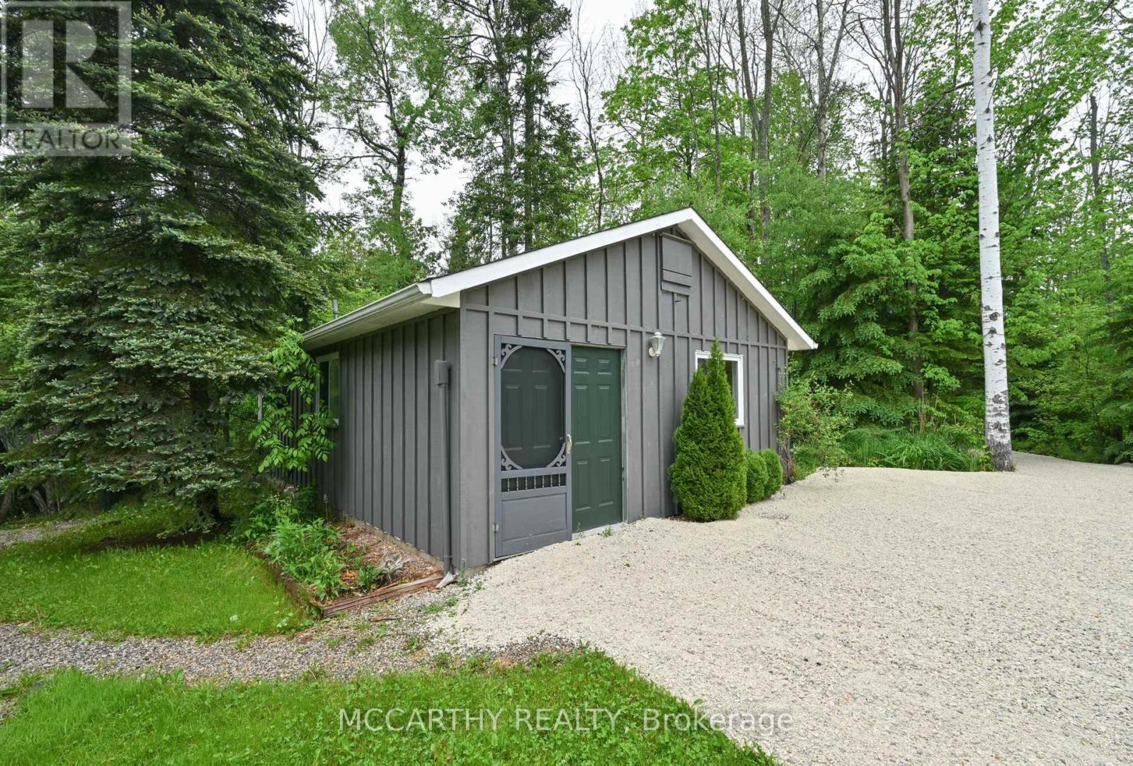 606095 River Road, Mulmur, Ontario  L9V 0S9 - Photo 30 - X12209146