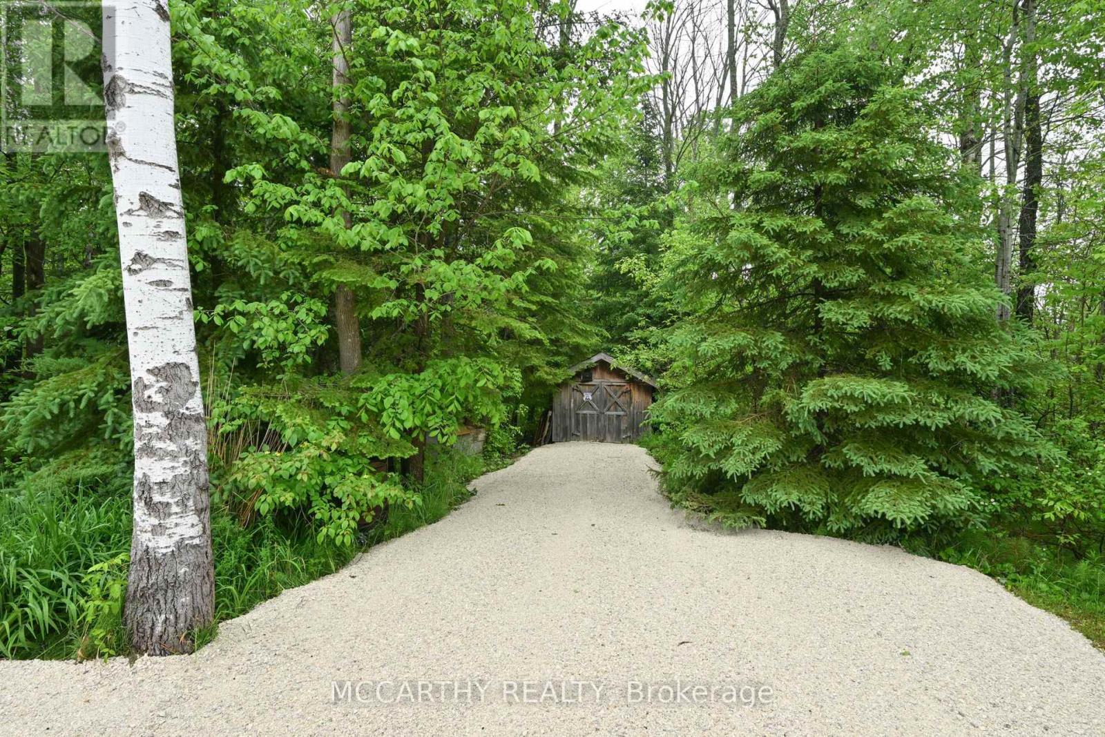 606095 River Road, Mulmur, Ontario  L9V 0S9 - Photo 34 - X12209146