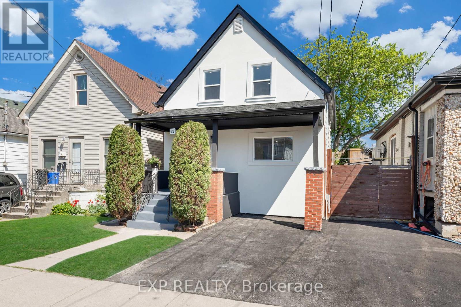 62 Norman Street, Hamilton, Ontario  L8H 4J5 - Photo 2 - X12209169