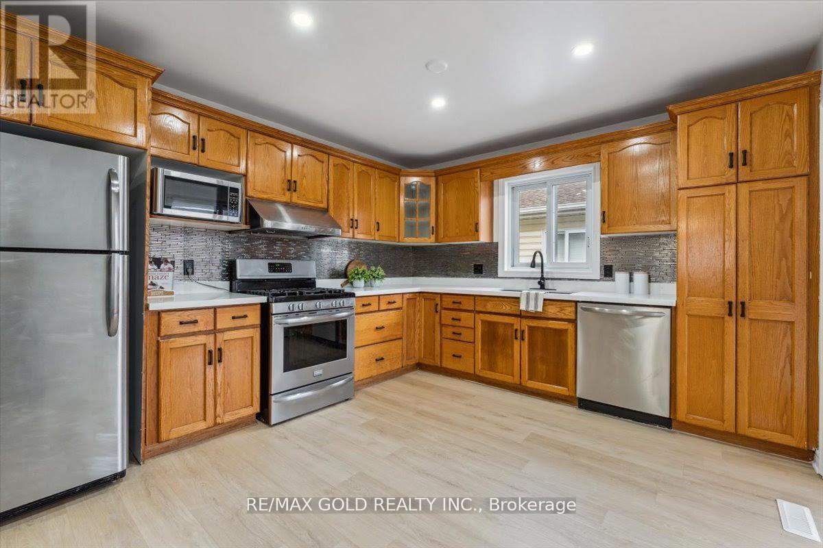 8163 Harvest Crescent, Niagara Falls, Ontario  L2H 3G4 - Photo 15 - X12209171
