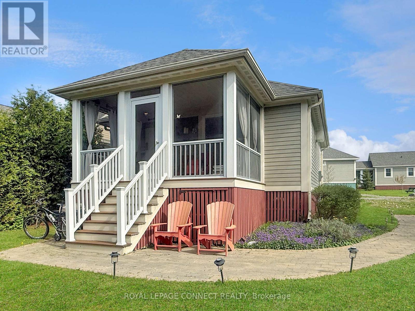 85 - 87 Butternut Lane, Prince Edward County, Ontario  K0K 1P0 - Photo 2 - X12209190