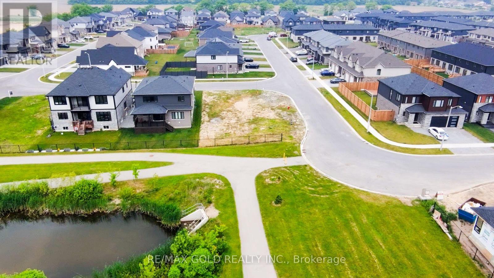 7547 Sherrilee Crescent, Niagara Falls, Ontario  L2H 3T4 - Photo 2 - X12209201