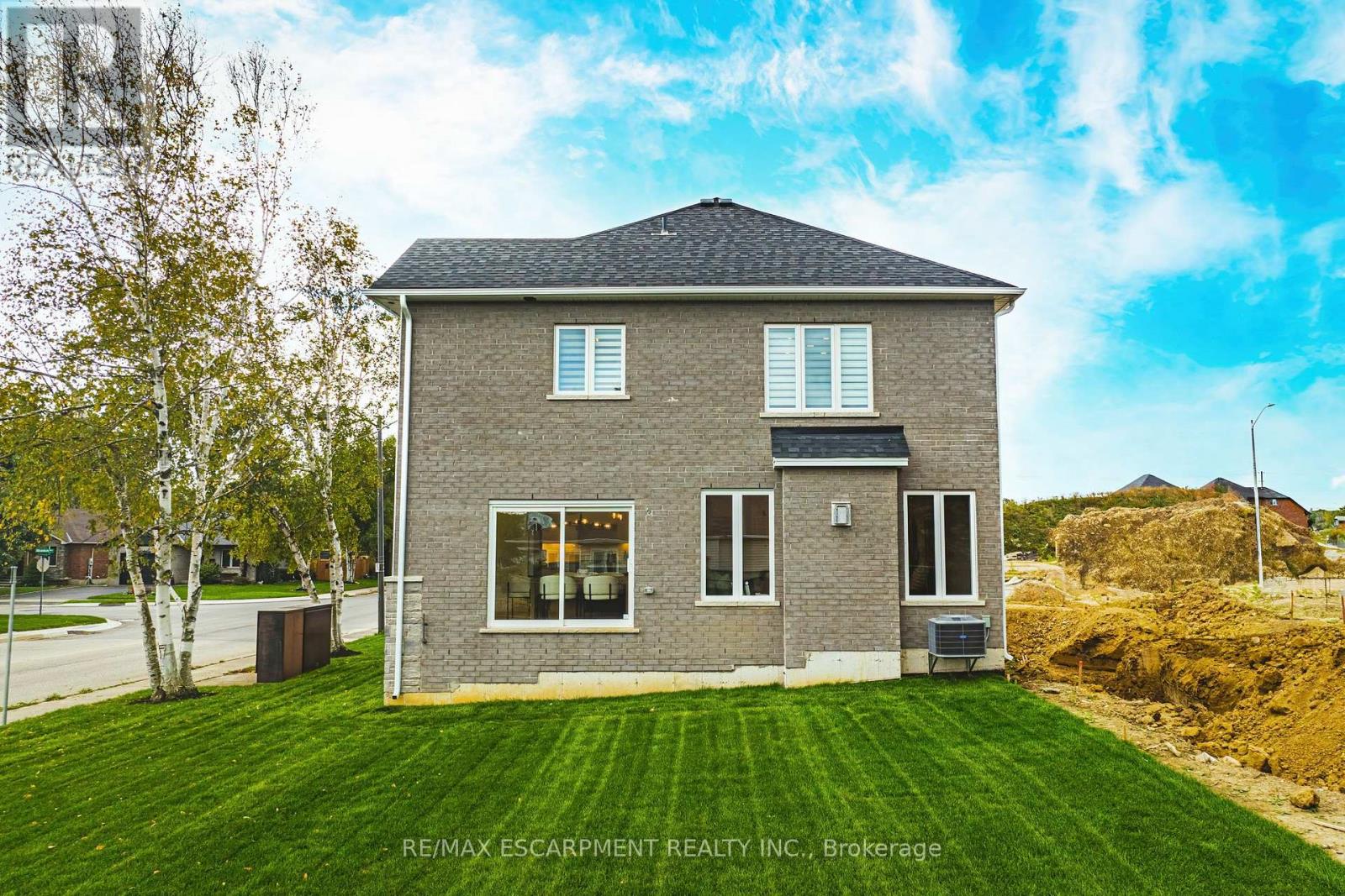 242 Kellogg Avenue, Hamilton, Ontario  L0R 1W0 - Photo 46 - X12209210