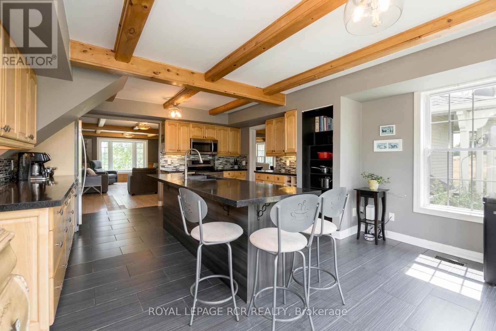 5031 Sixth Line, Erin, Ontario  L7J 2L8 - Photo 15 - X12209215