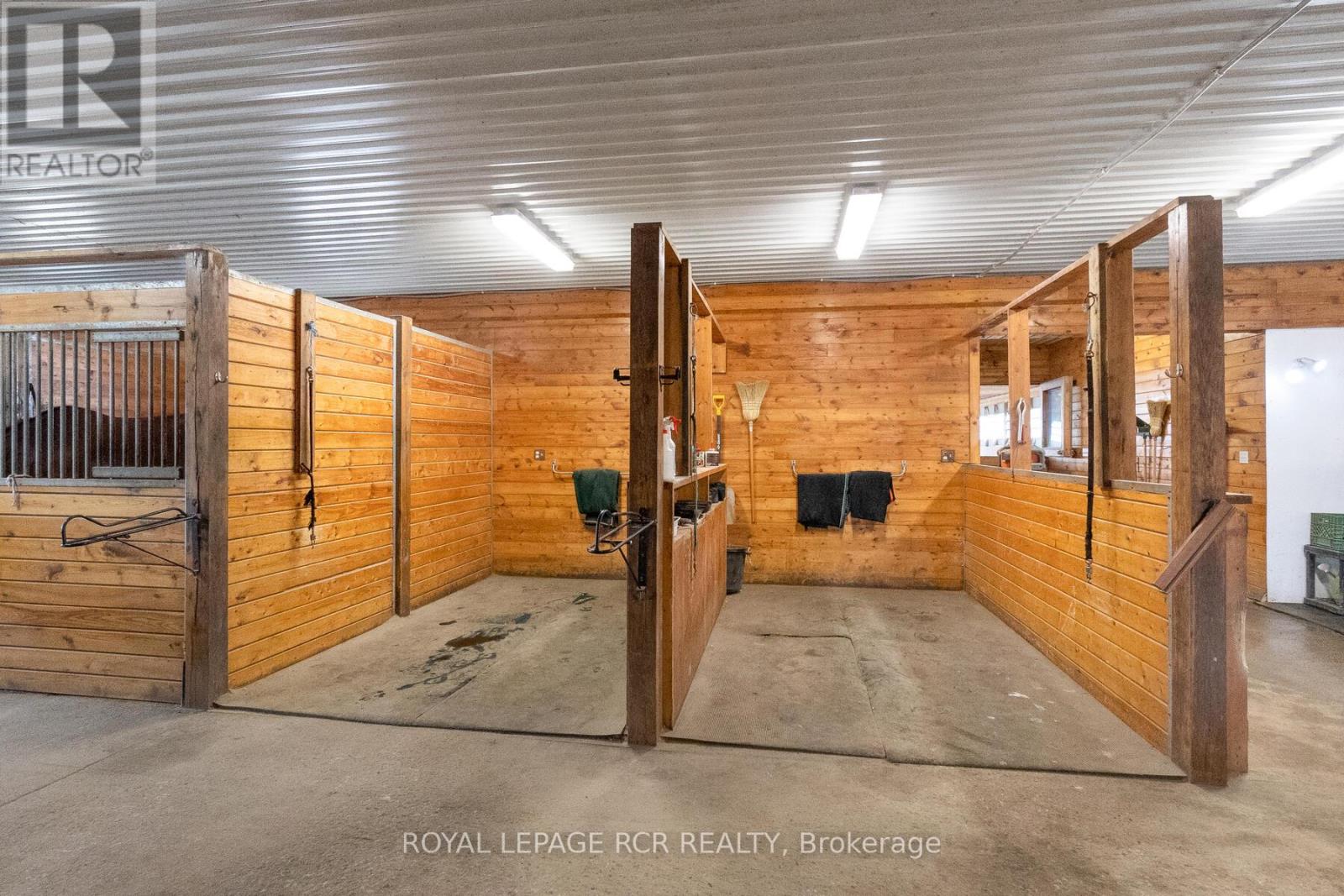 5031 Sixth Line, Erin, Ontario  L7J 2L8 - Photo 28 - X12209215