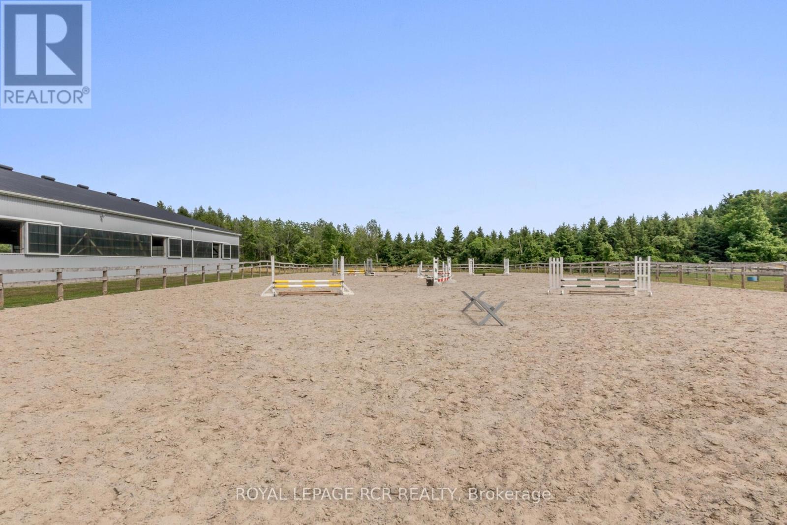 5031 Sixth Line, Erin, Ontario  L7J 2L8 - Photo 38 - X12209215