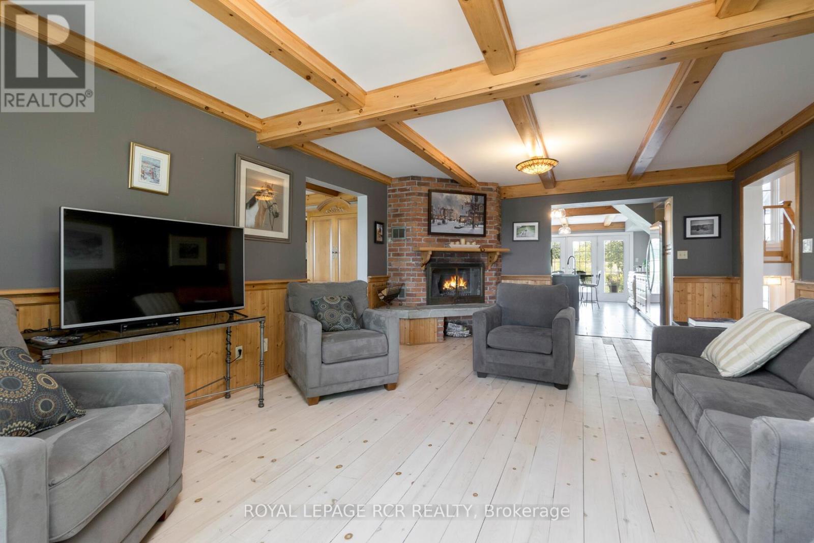 5031 Sixth Line, Erin, Ontario  L7J 2L8 - Photo 6 - X12209215