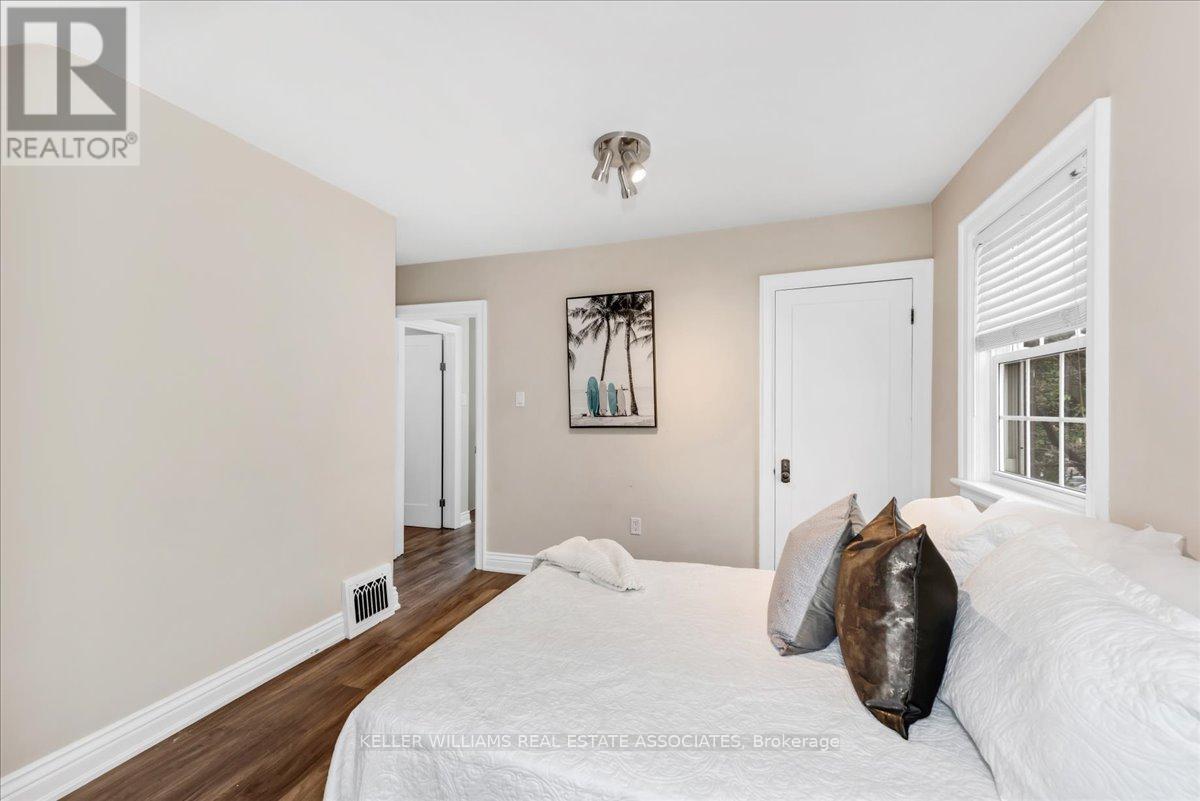 22 Wesanford Place, Hamilton, Ontario  L8P 1N6 - Photo 22 - X12209221
