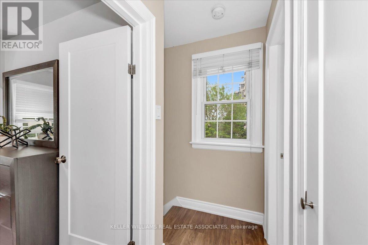 22 Wesanford Place, Hamilton, Ontario  L8P 1N6 - Photo 23 - X12209221