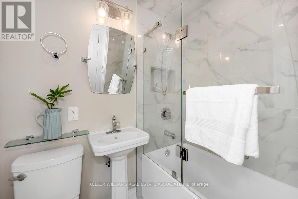 22 Wesanford Place, Hamilton, Ontario  L8P 1N6 - Photo 24 - X12209221