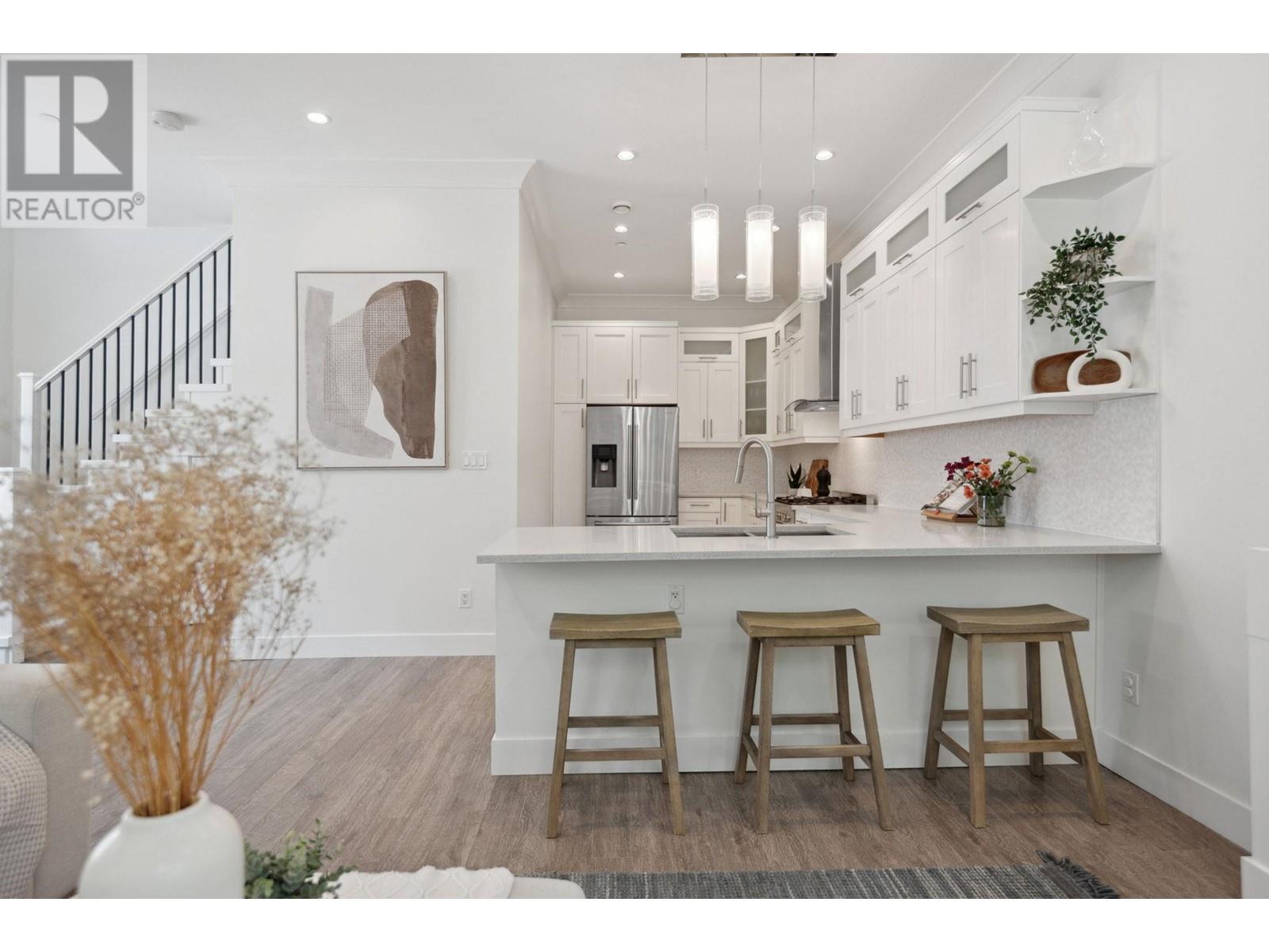 715 E 10th Avenue, Vancouver, British Columbia  V5T 2A8 - Photo 11 - R3013472