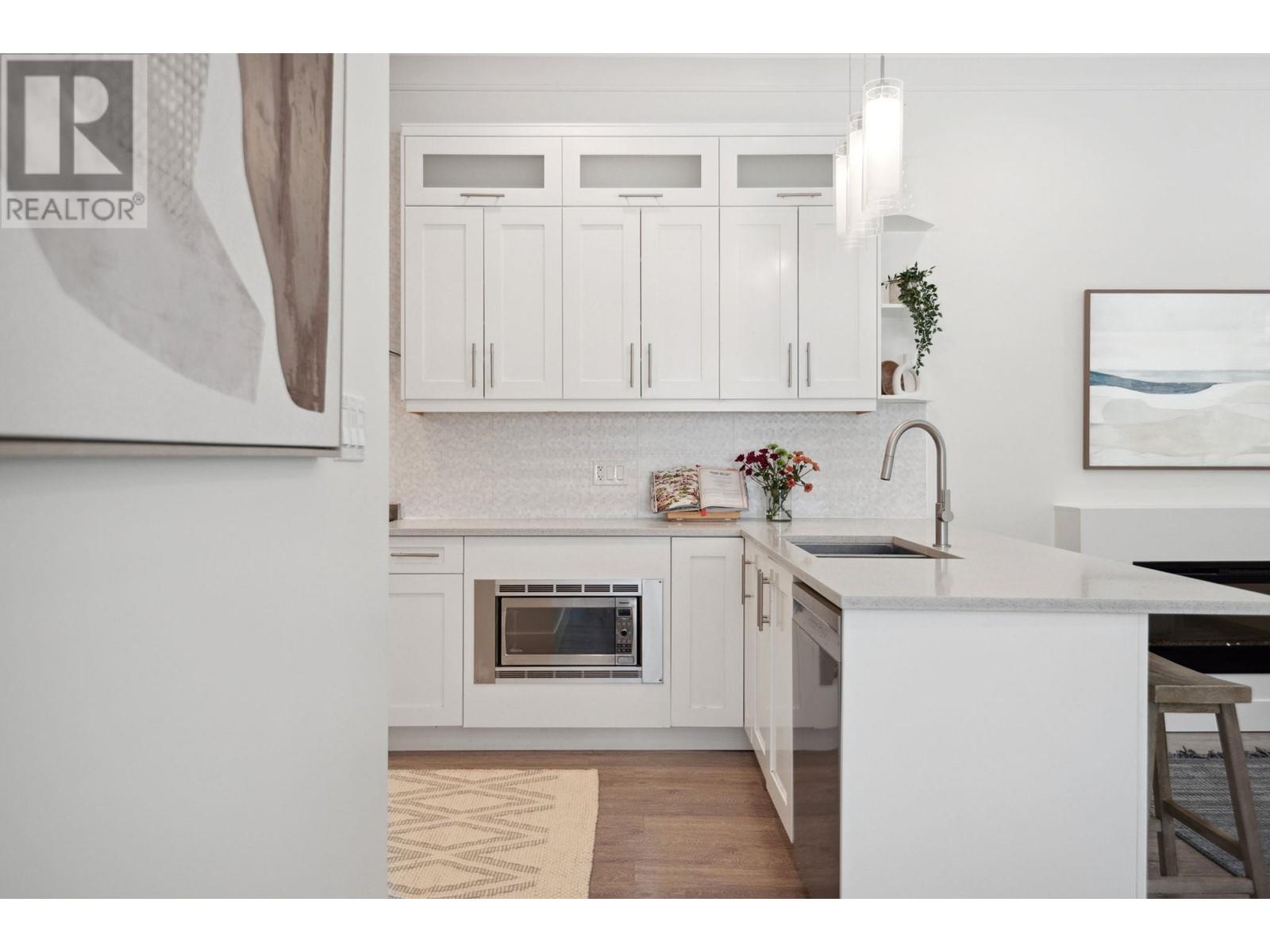 715 E 10th Avenue, Vancouver, British Columbia  V5T 2A8 - Photo 13 - R3013472