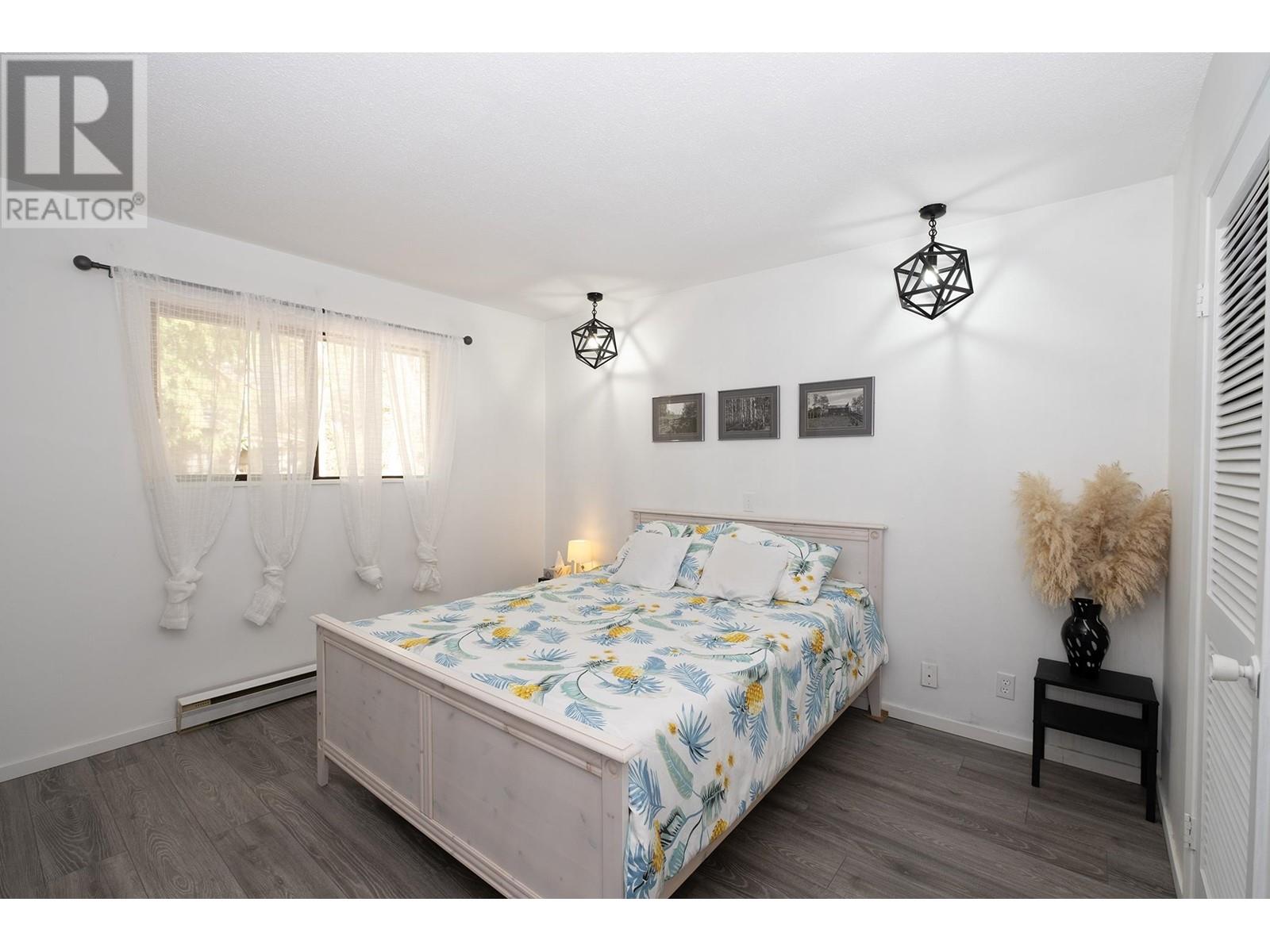 12870 Dogwood Drive, Pender Harbour, British Columbia  V0N 2H1 - Photo 18 - R3013442