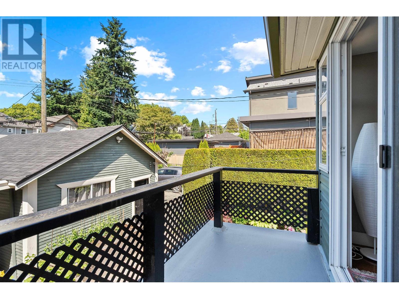 2011 E 4th Avenue, Vancouver, British Columbia  V5N 1K5 - Photo 16 - R3013459