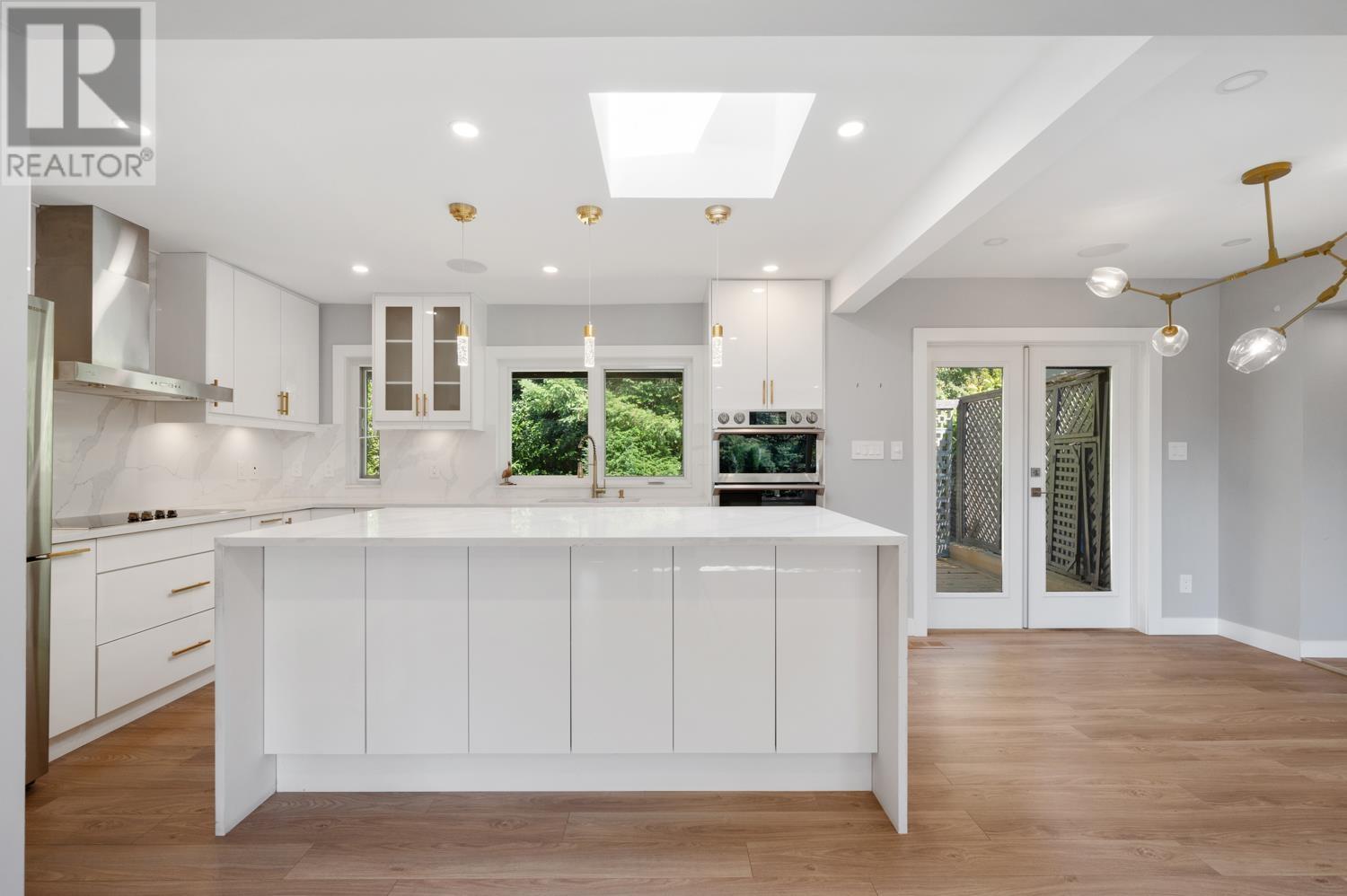 4640 Highland Boulevard, North Vancouver, British Columbia  V7R 3A5 - Photo 1 - R3013462