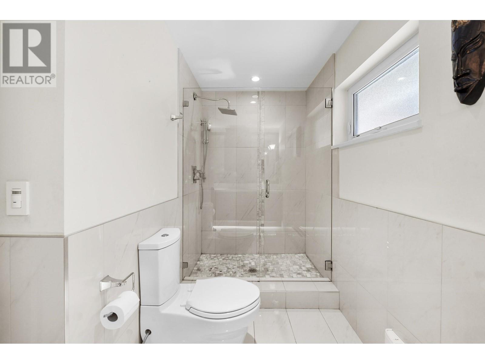 5885 Nancy Greene Way, North Vancouver, British Columbia  V7R 4W6 - Photo 21 - R3013467
