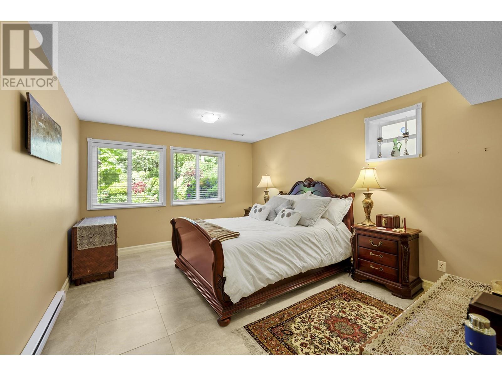 5885 Nancy Greene Way, North Vancouver, British Columbia  V7R 4W6 - Photo 28 - R3013467