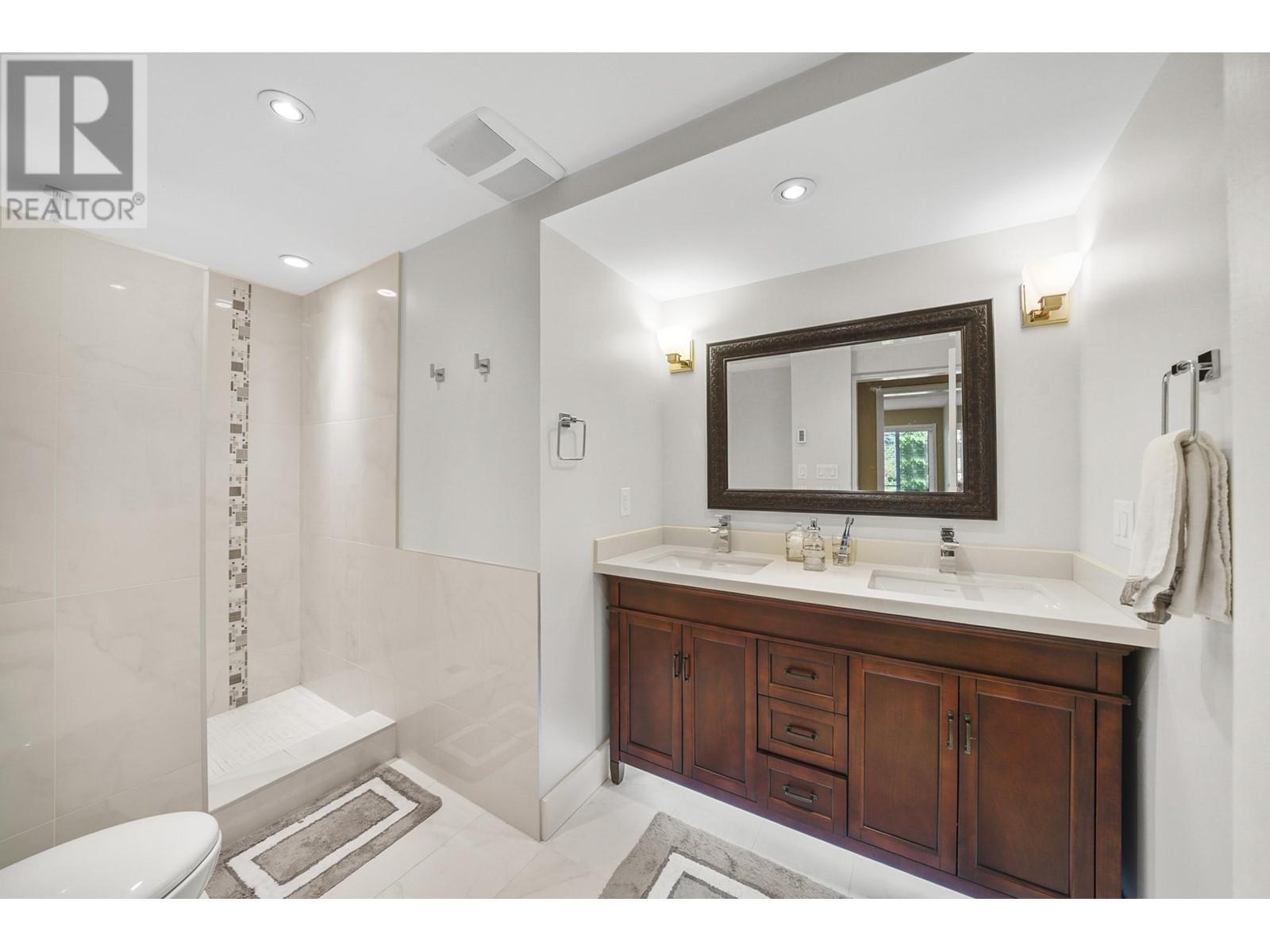 5885 Nancy Greene Way, North Vancouver, British Columbia  V7R 4W6 - Photo 29 - R3013467