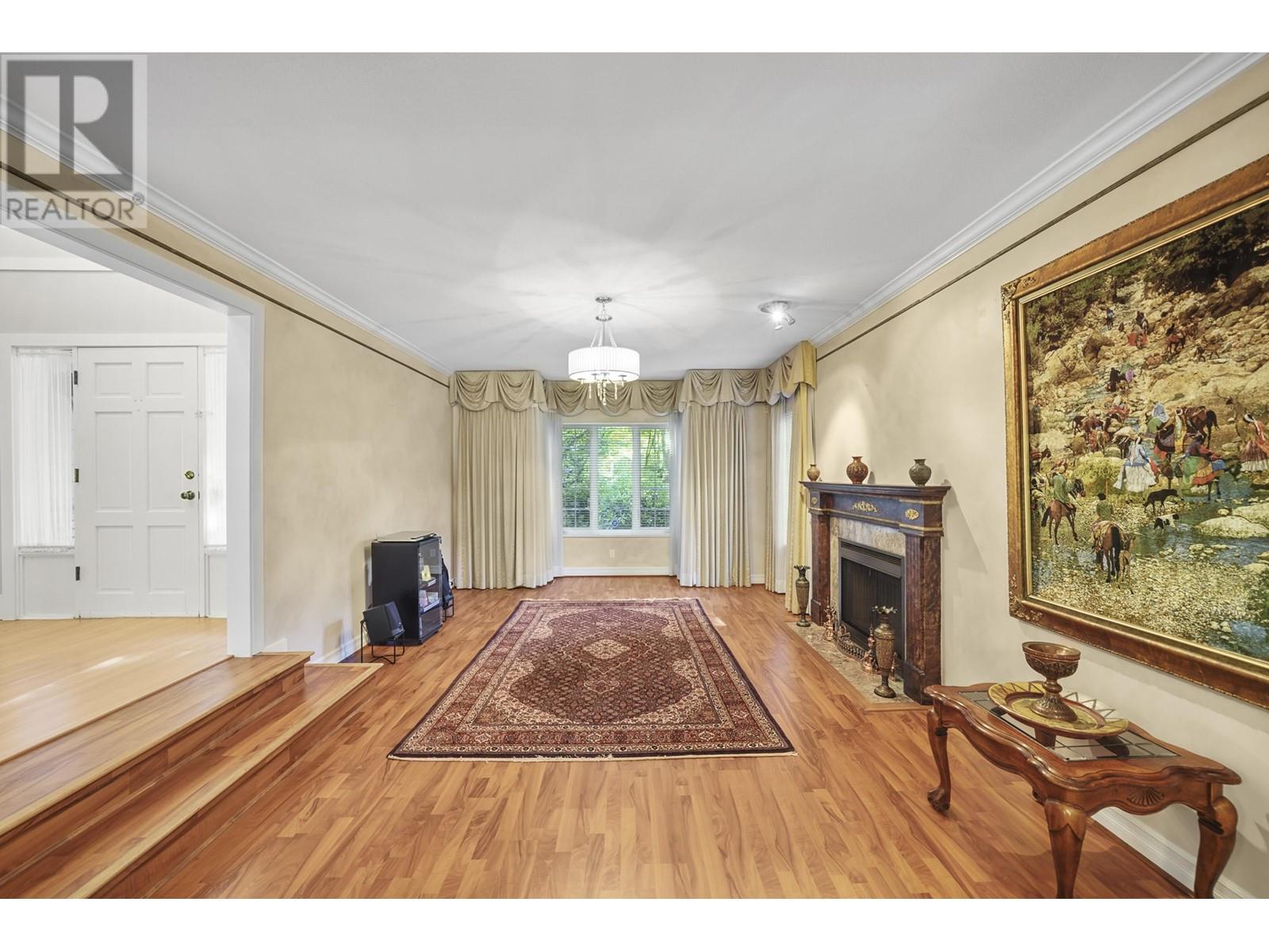5885 Nancy Greene Way, North Vancouver, British Columbia  V7R 4W6 - Photo 6 - R3013467