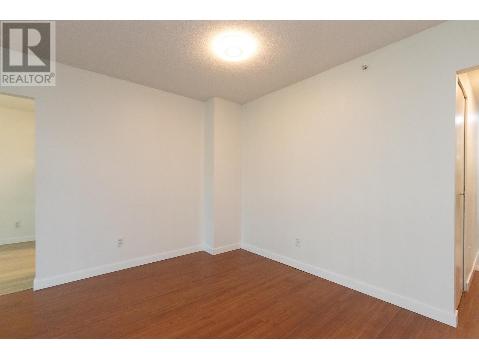 302 2468 E Broadway, Vancouver, British Columbia  V5M 4V1 - Photo 17 - R3013469