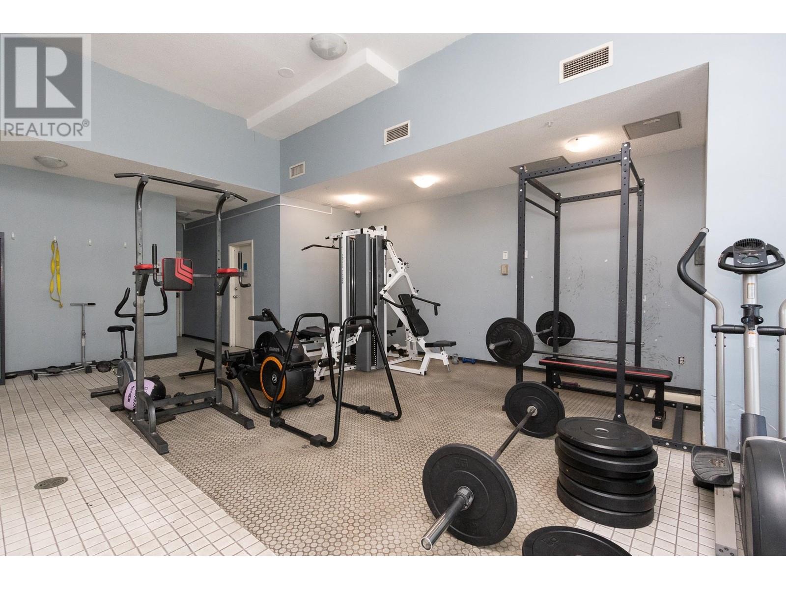 302 2468 E Broadway, Vancouver, British Columbia  V5M 4V1 - Photo 21 - R3013469