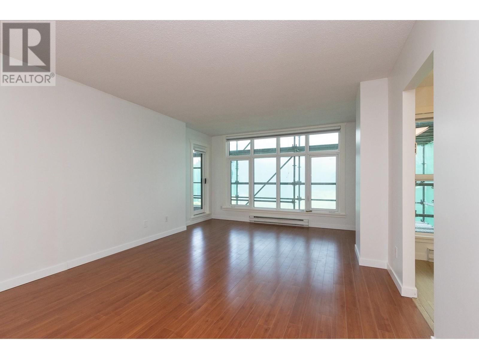 302 2468 E Broadway, Vancouver, British Columbia  V5M 4V1 - Photo 4 - R3013469