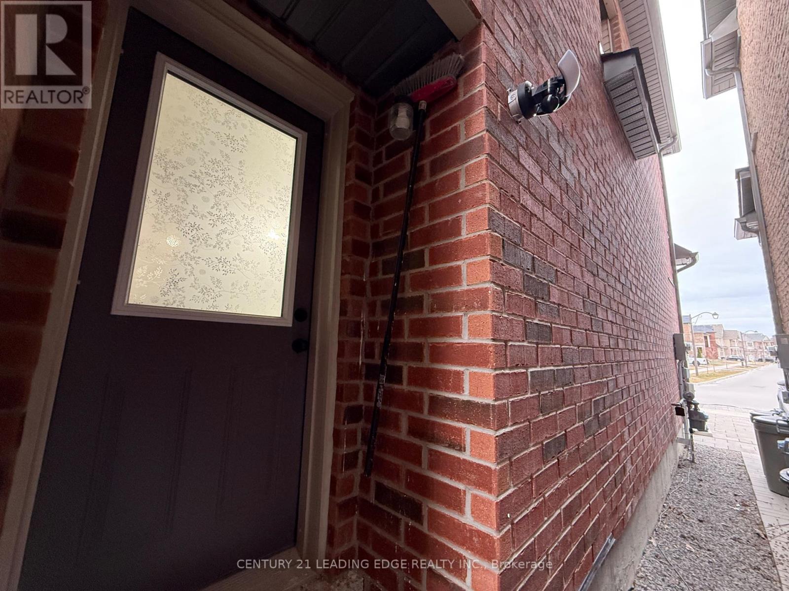 Bsmt - 26 Buttonleaf Crescent, Whitchurch-Stouffville, Ontario  L4A 4P5 - Photo 2 - N12209156