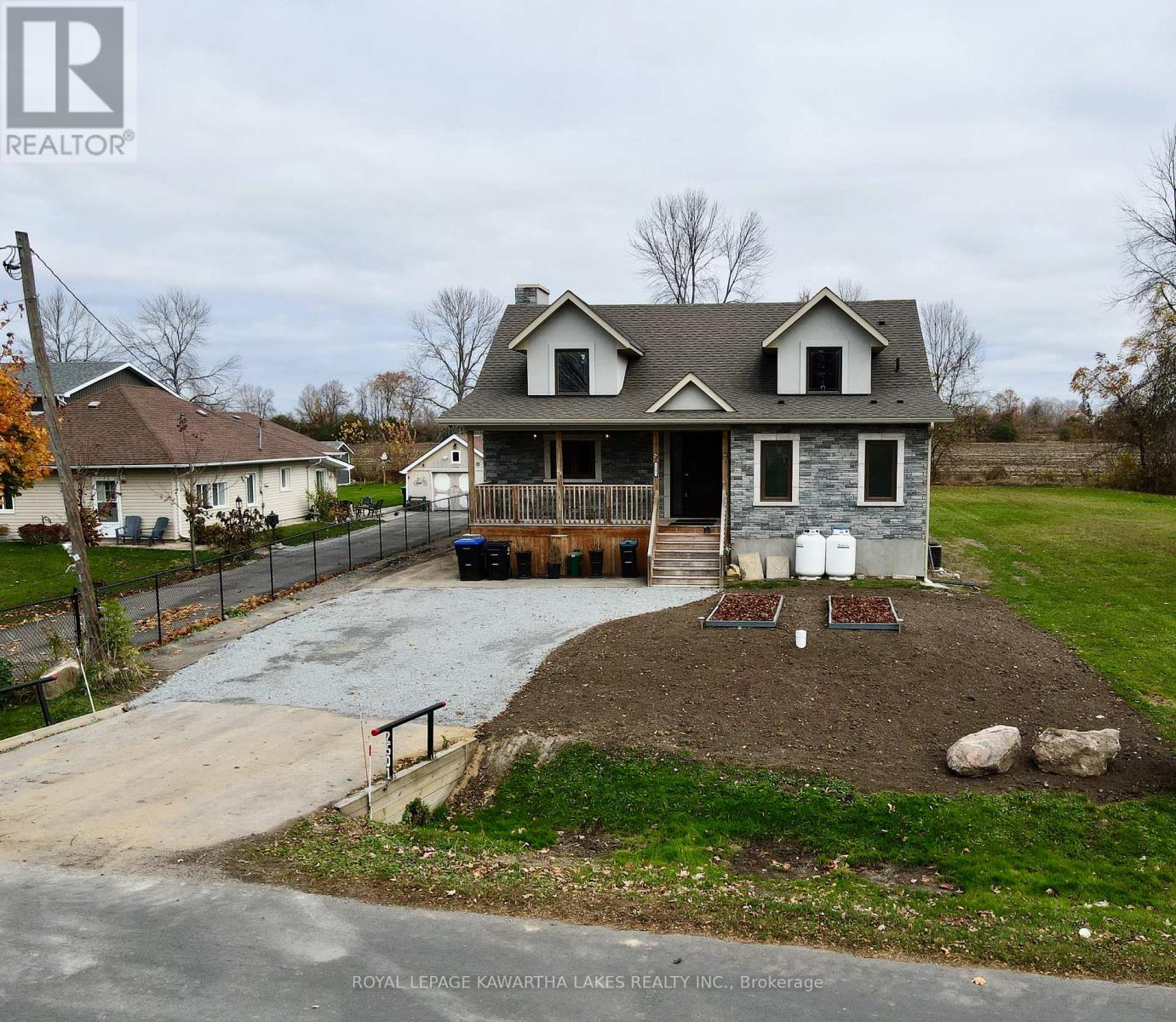 2501 Lakeshore Drive, Ramara, Ontario  L0K 1B0 - Photo 41 - S12209276
