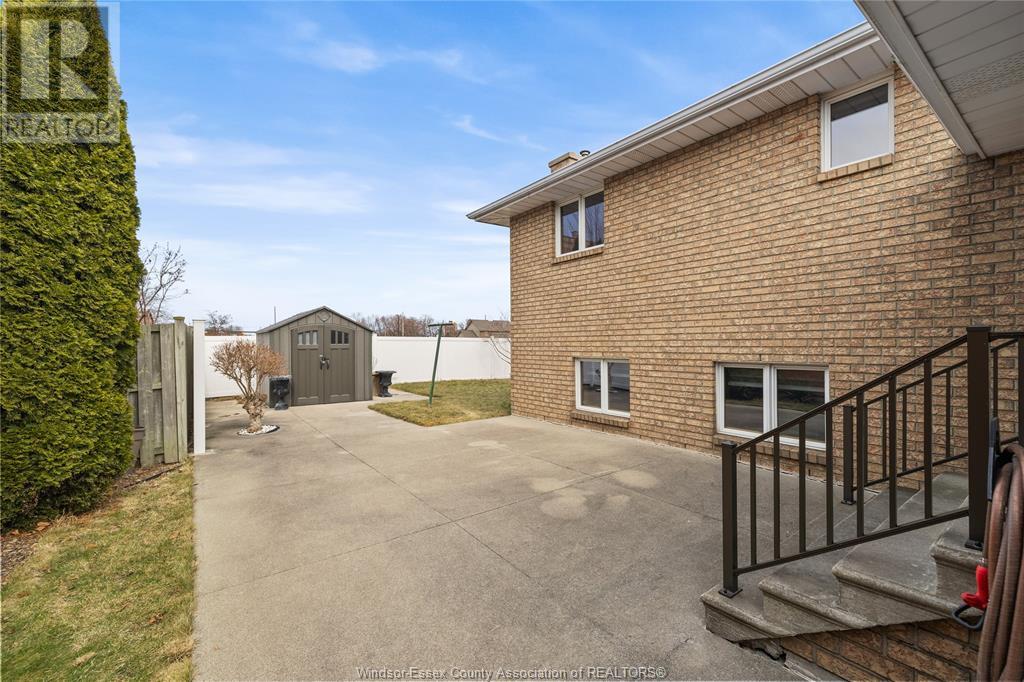 8358 Kingston, Windsor, Ontario  N8S 4R8 - Photo 30 - 25014629