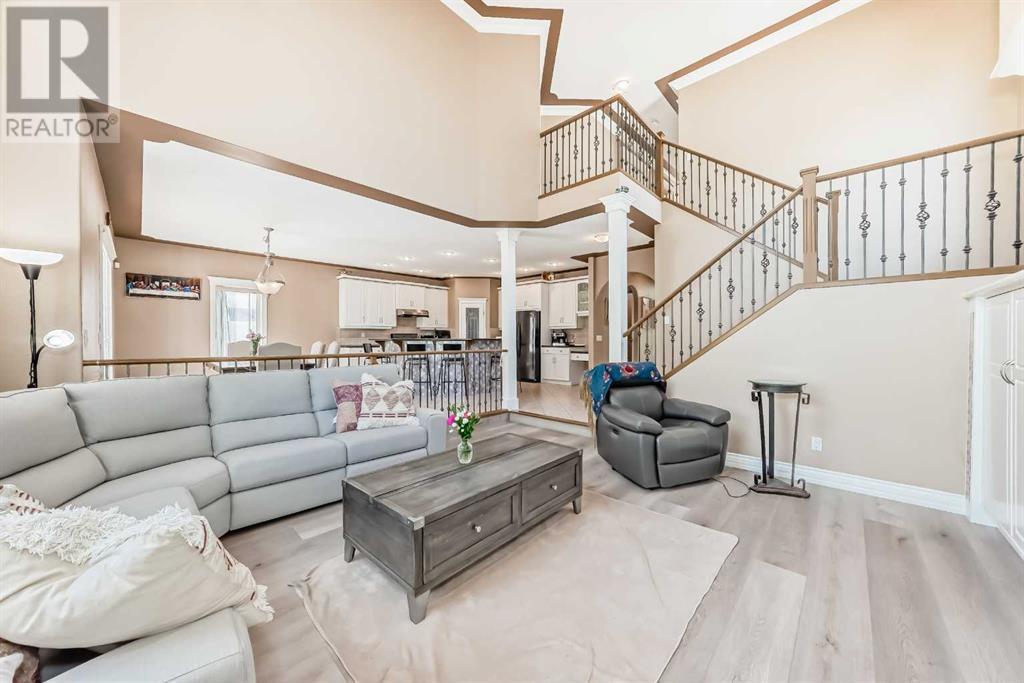 73 Simcoe Close Sw, Calgary, Alberta  T3H 4N3 - Photo 21 - A2221722