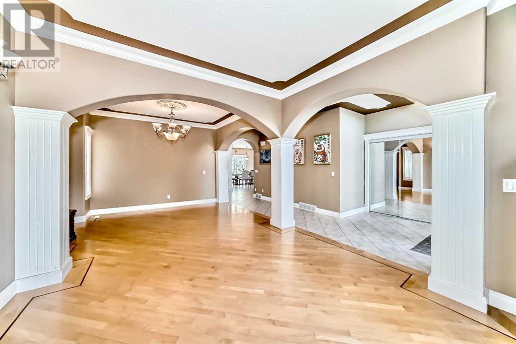 73 Simcoe Close Sw, Calgary, Alberta  T3H 4N3 - Photo 23 - A2221722