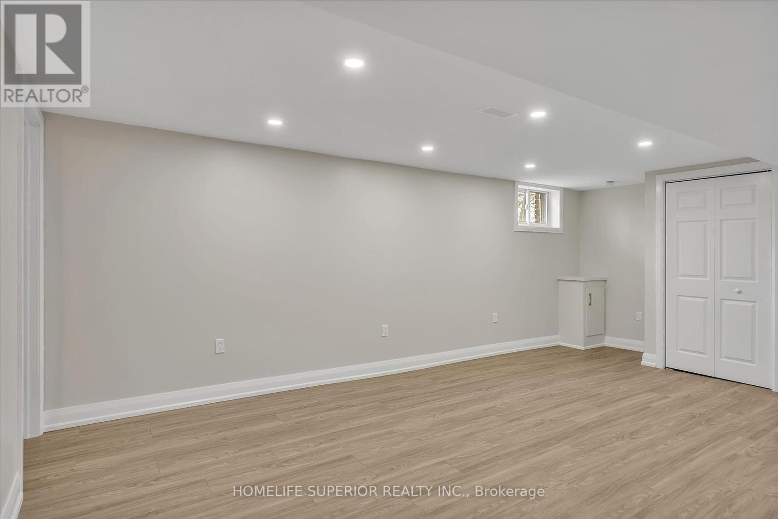 1243 Albertus Avenue, Peterborough Central, Ontario  K9J 6A3 - Photo 30 - X12209238