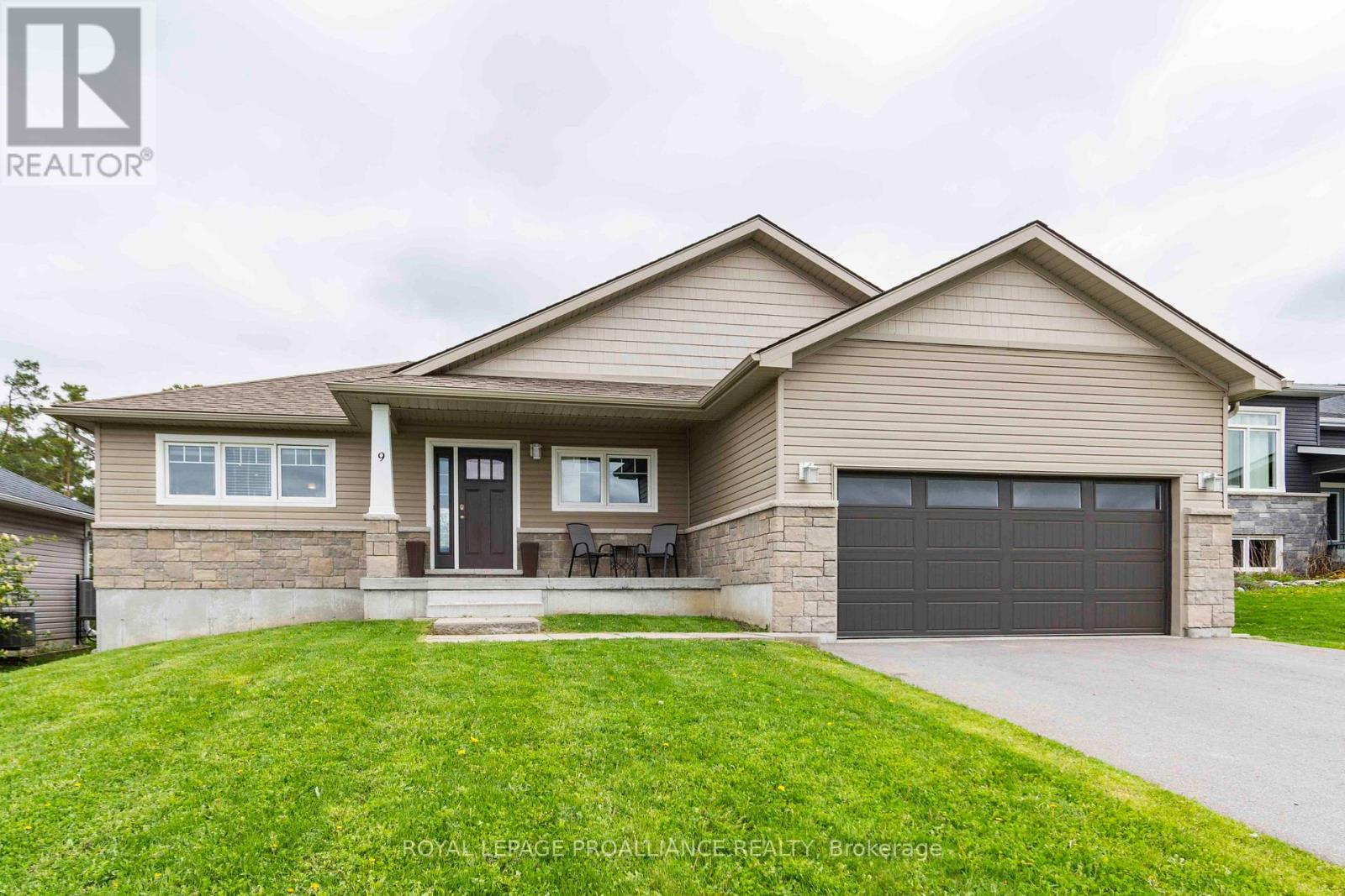 9 Meagan Lane, Quinte West, Ontario  K0K 2C0 - Photo 1 - X12209291