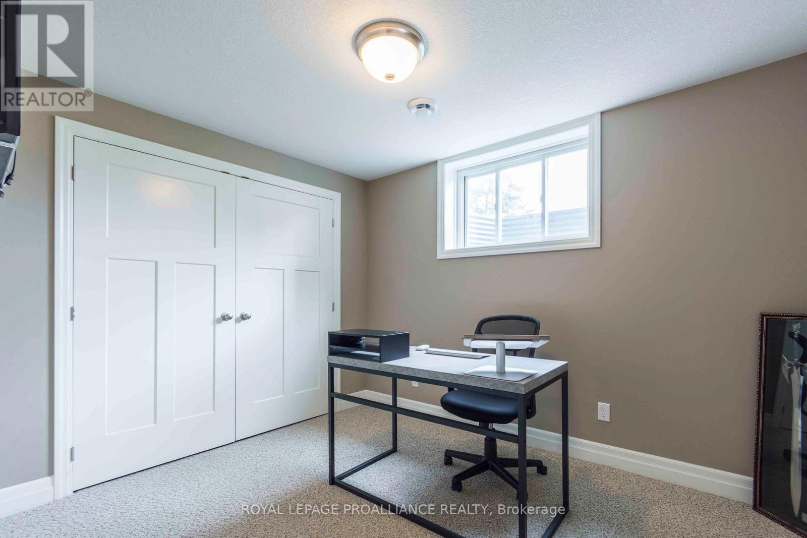 9 Meagan Lane, Quinte West, Ontario  K0K 2C0 - Photo 35 - X12209291
