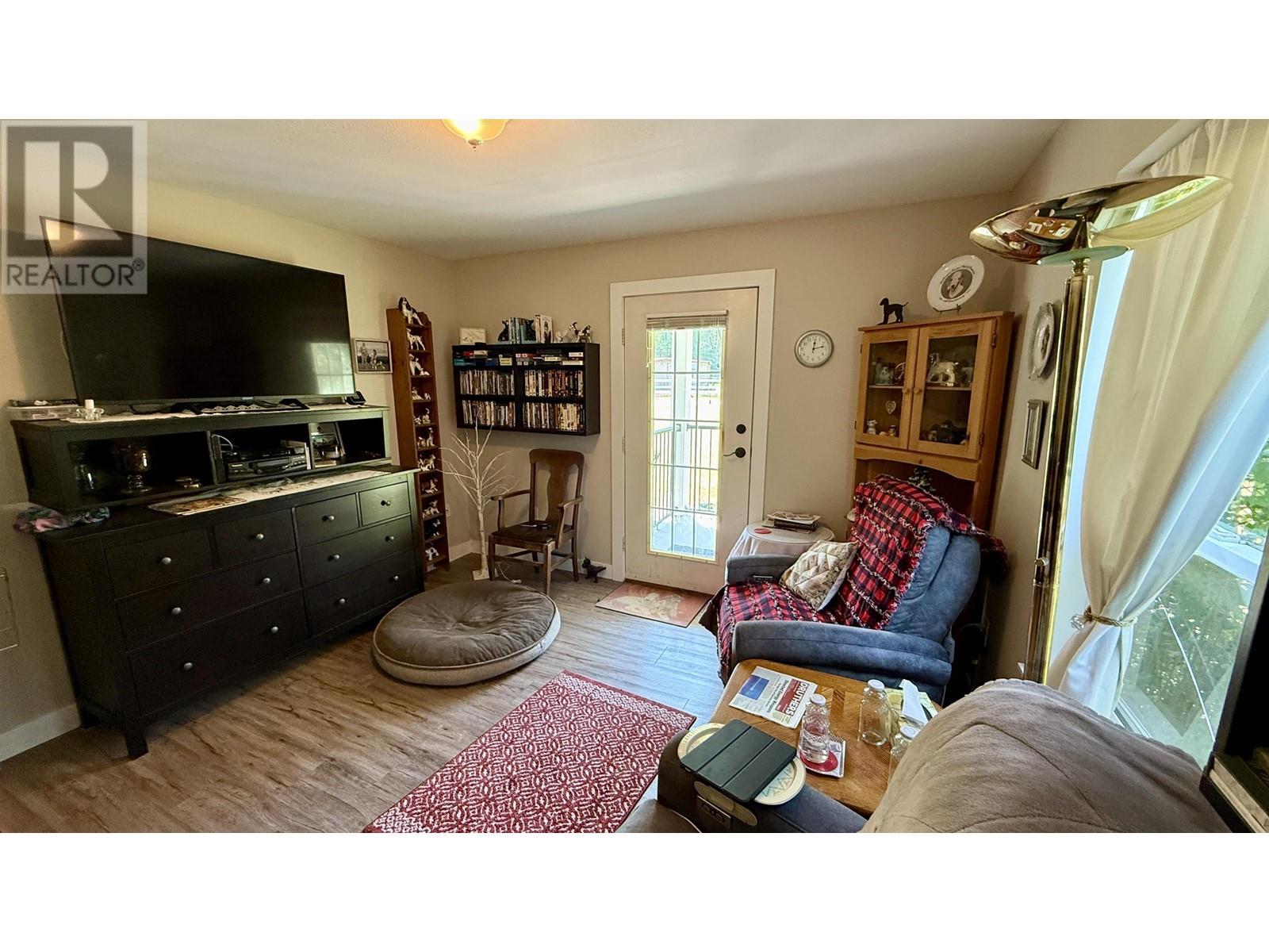 4233 Wilcox Road, Forest Grove, British Columbia  V0K 1M0 - Photo 12 - R3013490