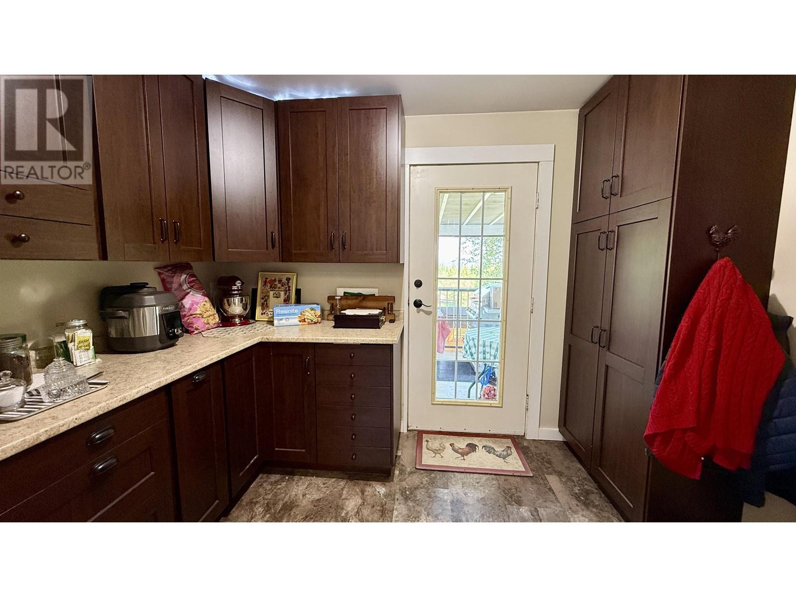 4233 Wilcox Road, Forest Grove, British Columbia  V0K 1M0 - Photo 13 - R3013490