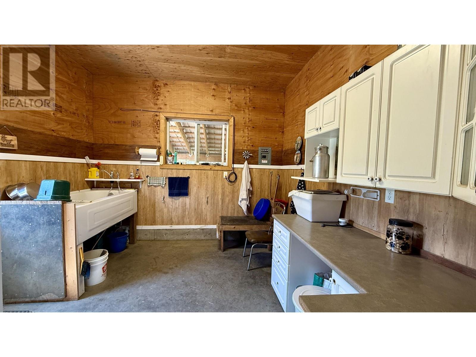 4233 Wilcox Road, Forest Grove, British Columbia  V0K 1M0 - Photo 29 - R3013490