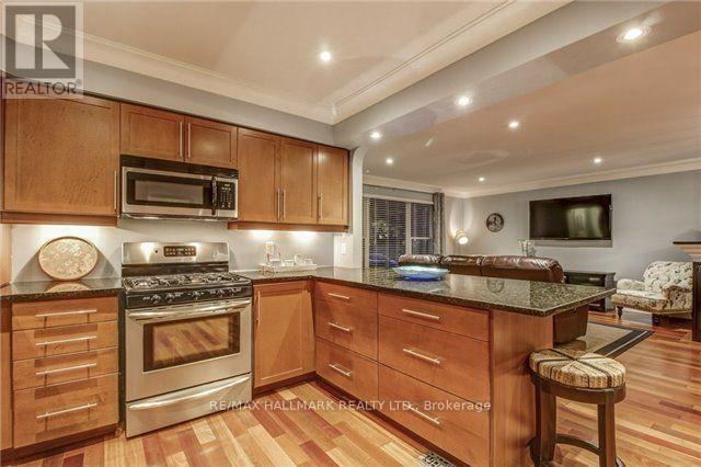 493 Mayzel Road, Burlington, Ontario  L7R 3C4 - Photo 5 - W12198543