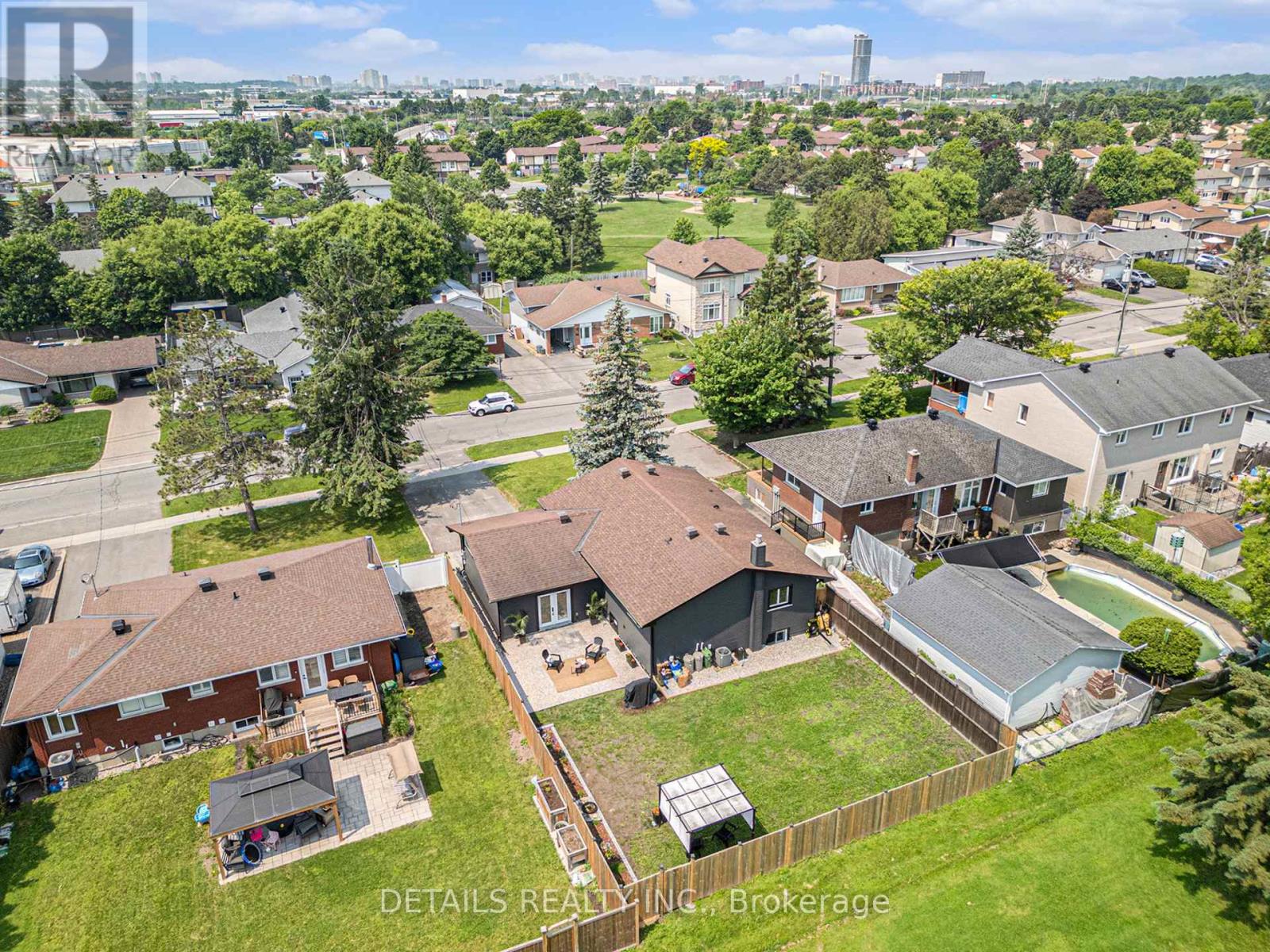 1575 Maxime Street, Ottawa, Ontario  K1B 3K9 - Photo 37 - X12208264