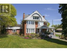 1048 Queen ST E, Sault Ste. Marie, Ontario