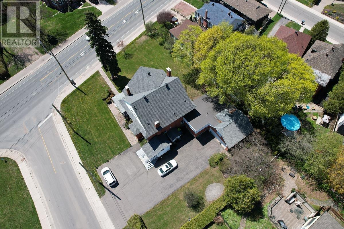 1048 Queen St E, Sault Ste. Marie, Ontario  P6A 2C7 - Photo 4 - SM251414