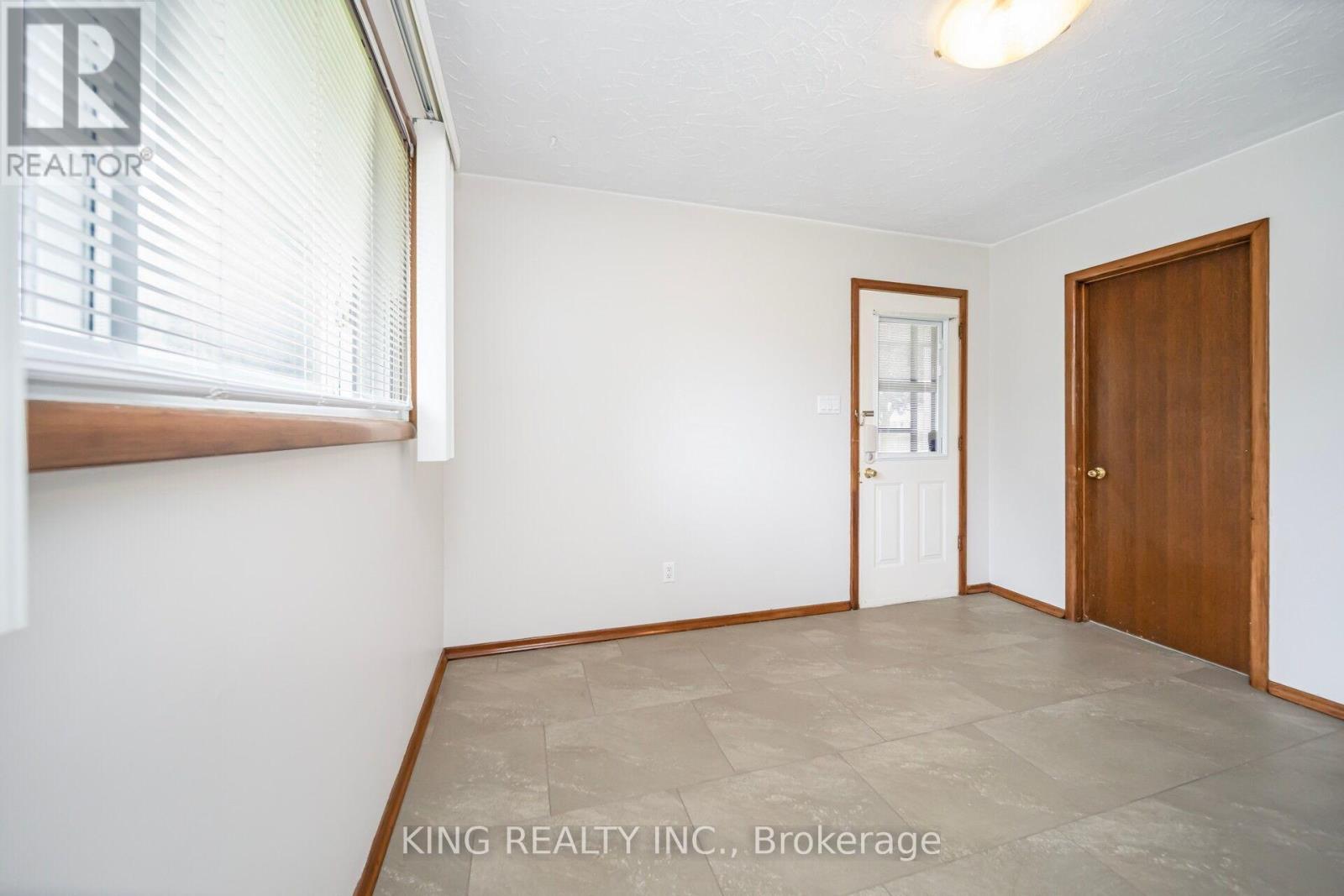 159 Victoria Street N, Woodstock, Ontario  N4S 6W1 - Photo 21 - X12206717